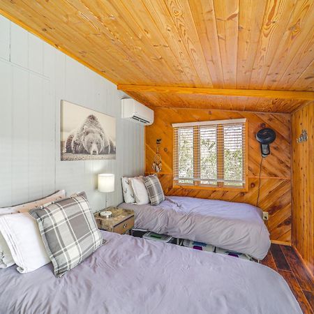 Rustic Newland Cabin With Deck By Lake And Trails! Eksteriør billede